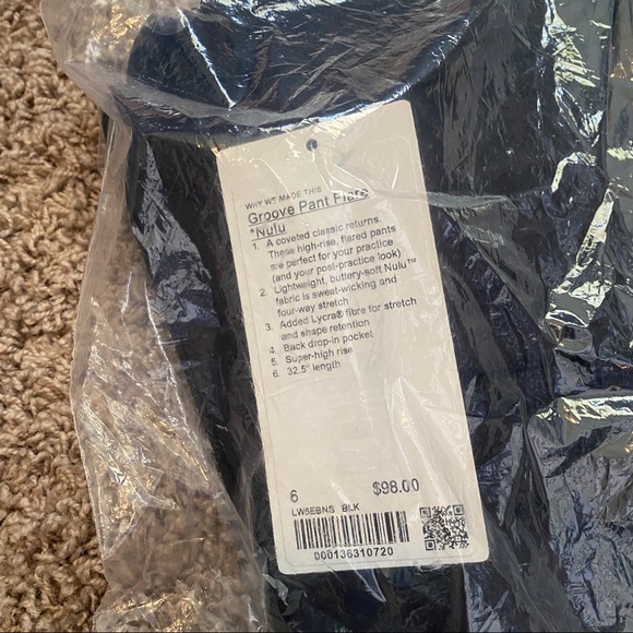 Lululemon Groove Flare Pant Black Nulu NWT sz 6 - Picture 2 of 3